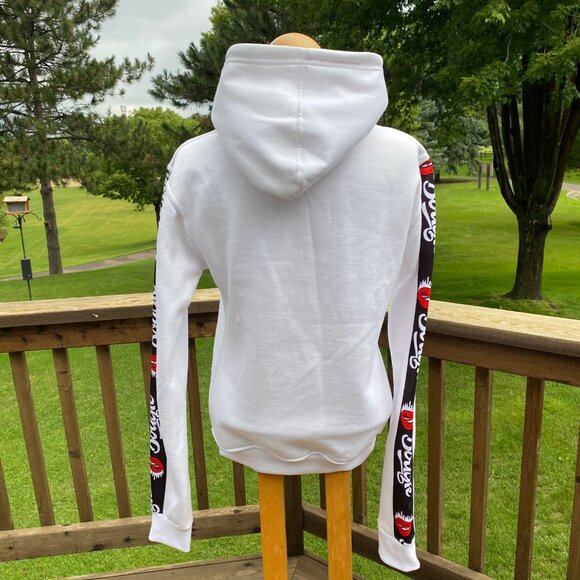 Bougie Boutique Women’s Hoodie Sweatshirt Size Large Spellout  Lips NEW $70 - Picture 4 of 10